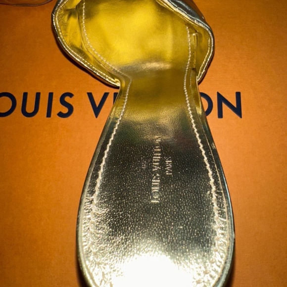 Louis Vuitton gold  mules heels - Picture 4 of 8